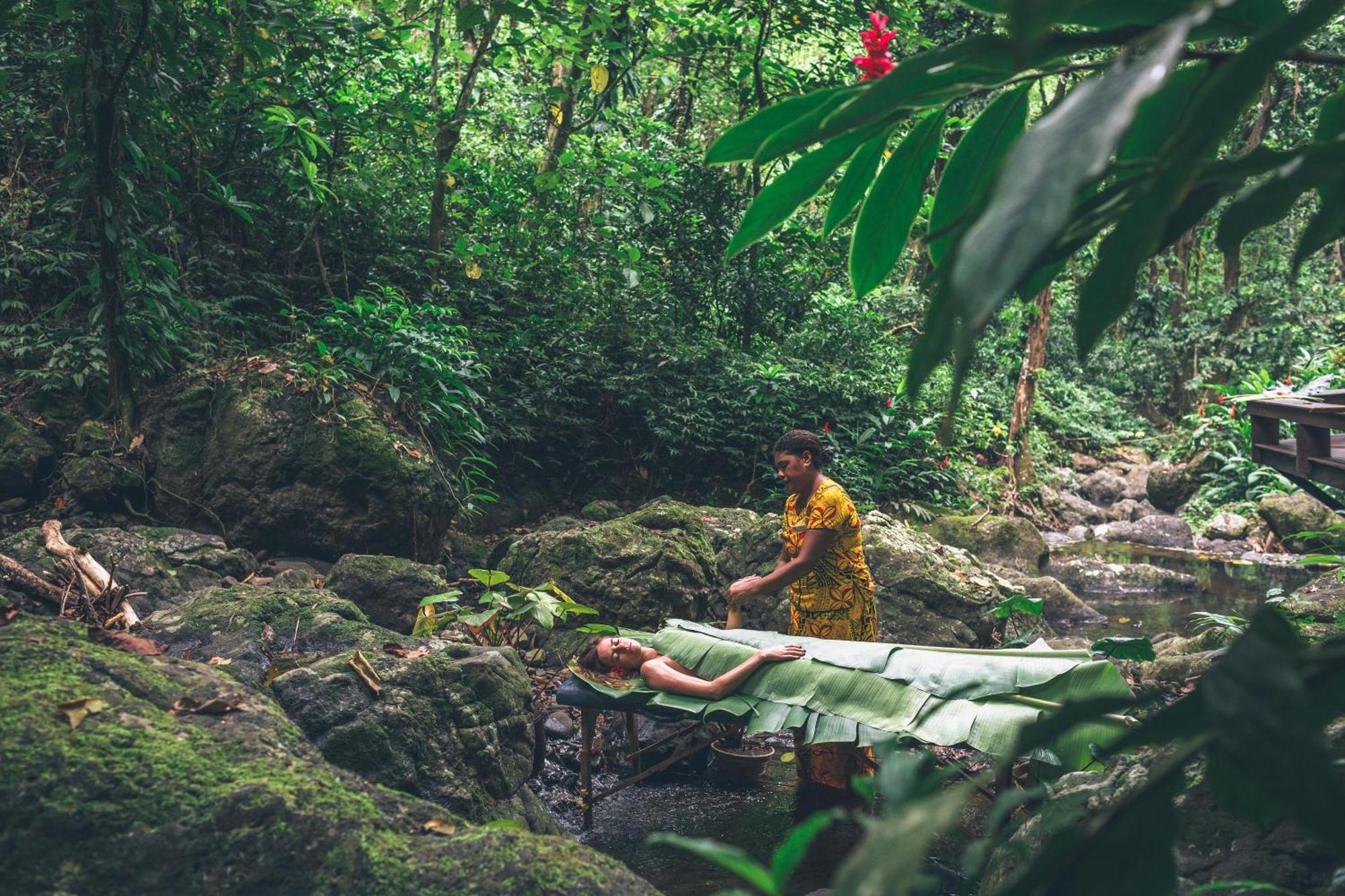 Koro Sun Resort & Rainforest Spa Savusavu Eksteriør bilde